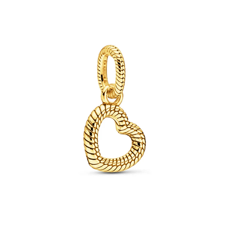 𝐂𝐡𝐚𝐫𝐦𝐬 𝐝𝐨𝐫é