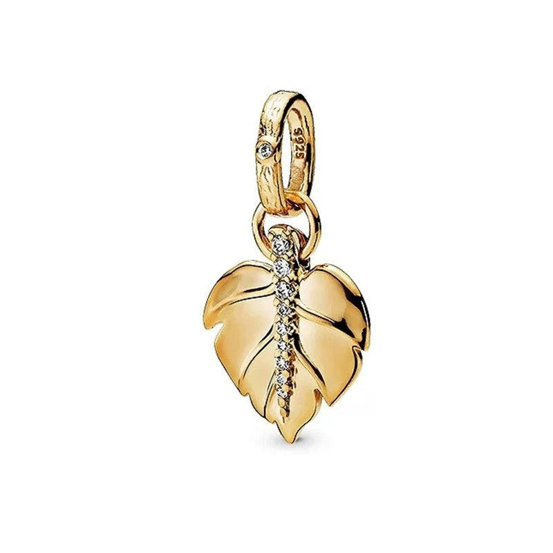 𝐂𝐡𝐚𝐫𝐦𝐬 𝐝𝐨𝐫é